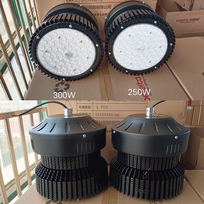 LED High Bay Light With 50000hrs Lifespan 100 - 160lm/W Luminous Flux