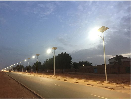 7m Double Arm Pole 80W 100W Solar Panel Street Light